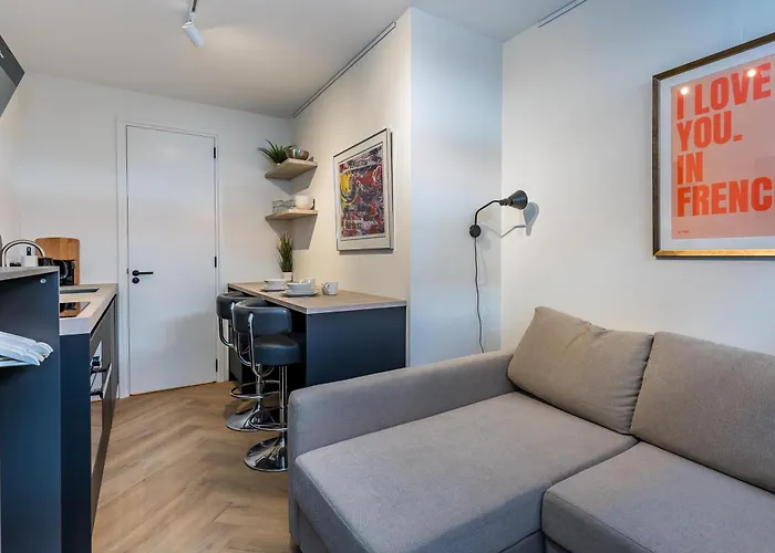 Апартаменты Luxury In Witte De Withkwartier Incl Prive-parkeerplaats Роттердам